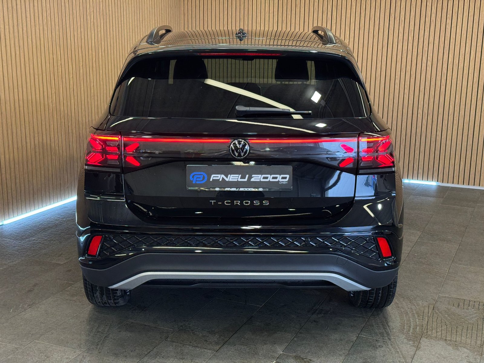 VW T-Cross 1.0 TSI EVO R-Line DSG *Deep Black*, Benzin, Neuwagen, Automatik - 6