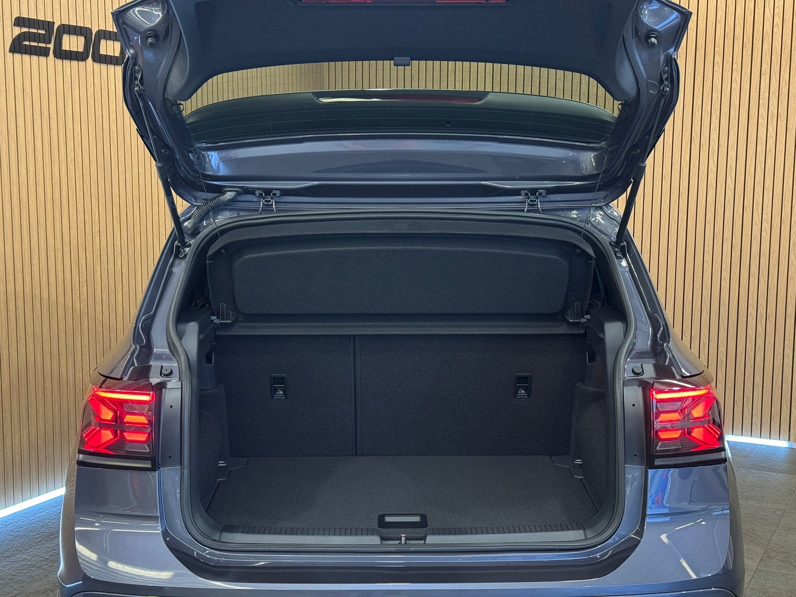VW T-Cross 1.0 TSI EVO R-Line DSG *48Monate/80'000km Werksga, Benzin, Neuwagen, Automatik - 6