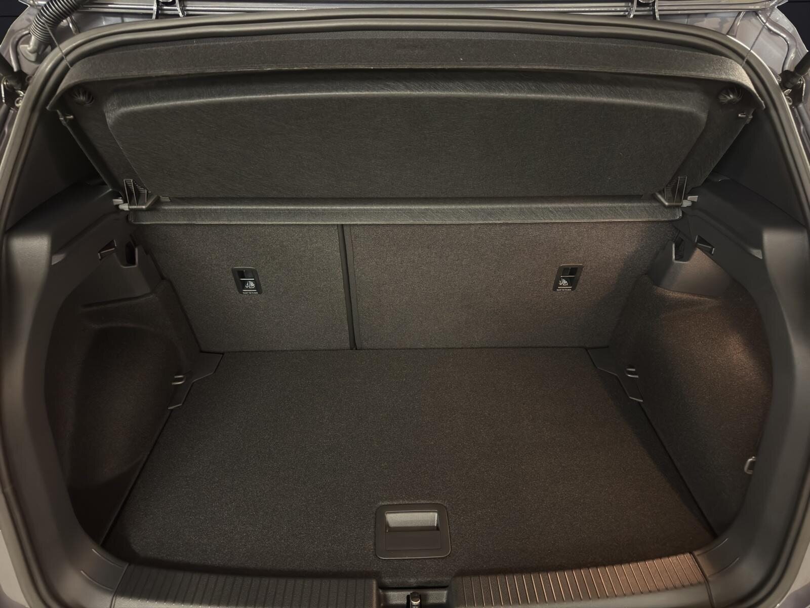 VW T-Cross 1.0 TSI 115 R-Line DSG, Petrol, New car, Automatic - 5