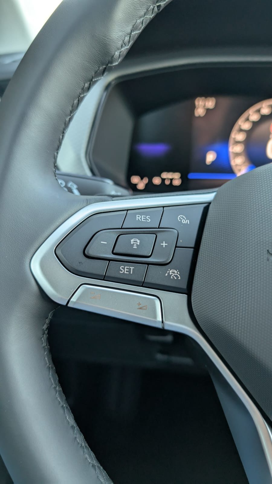 VW T-Cross UNITED, Essence, Occasion / Utilisé, Automatique - 7