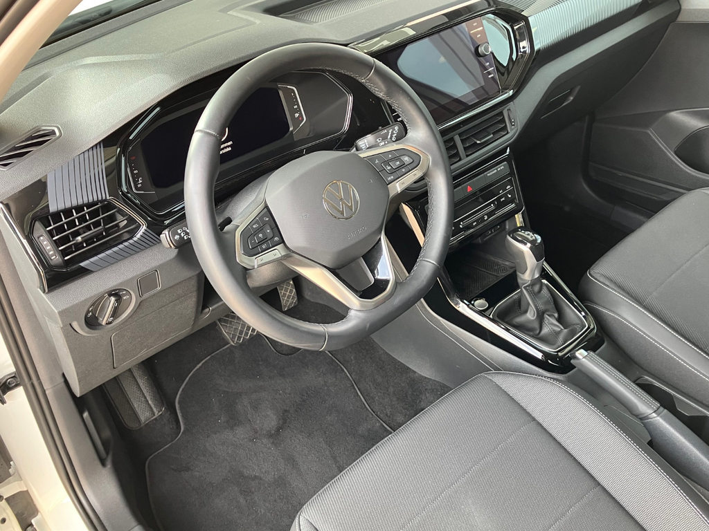 VW T-Cross Geländewagen 1.0 TSI 110 Life DSG, Petrol, Second hand / Used, Automatic - 4