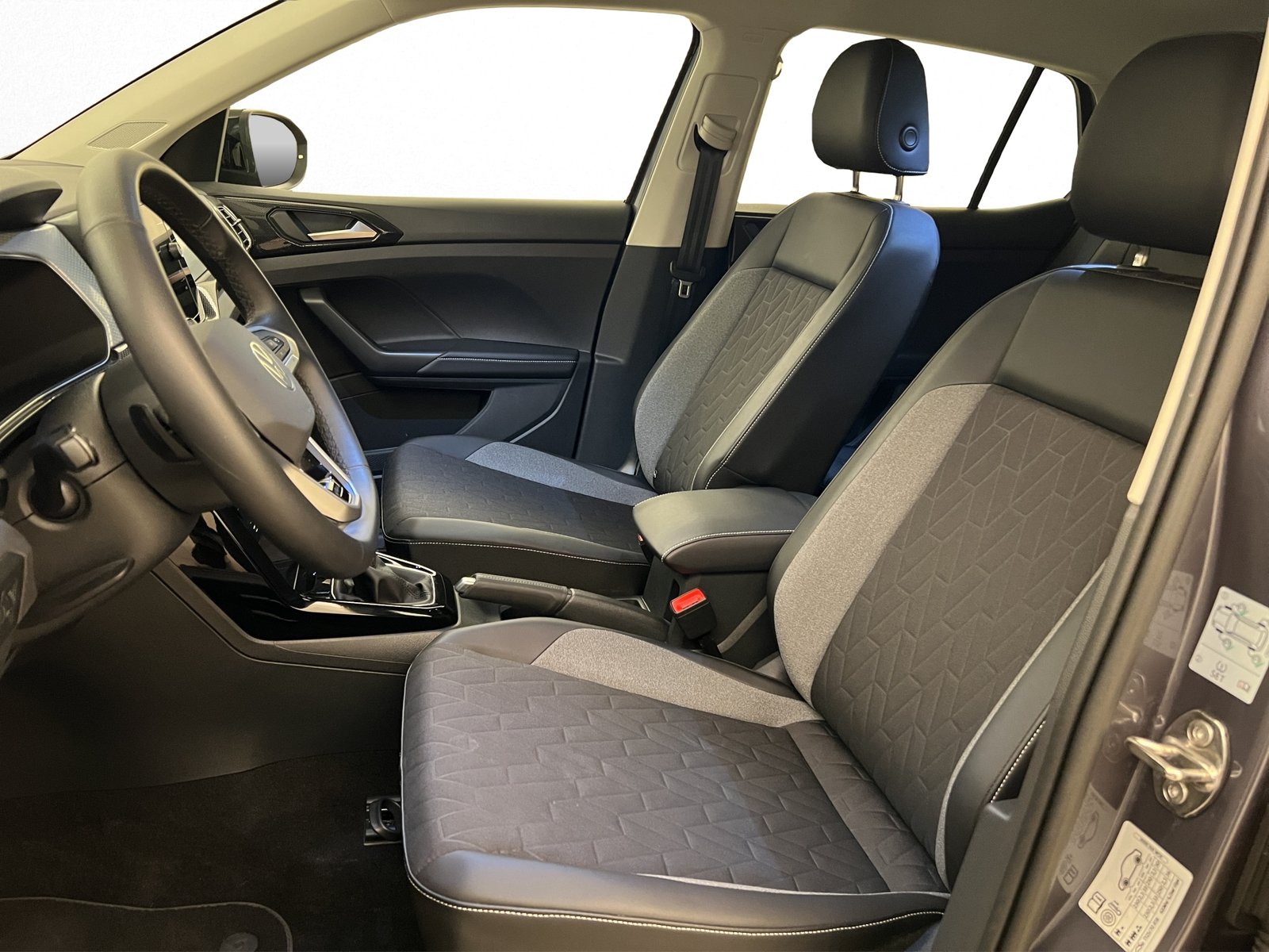VW T-Cross 1.0 TSI 115PS Goal DSG, Benzin, Occasion / Gebraucht, Automatik - 4