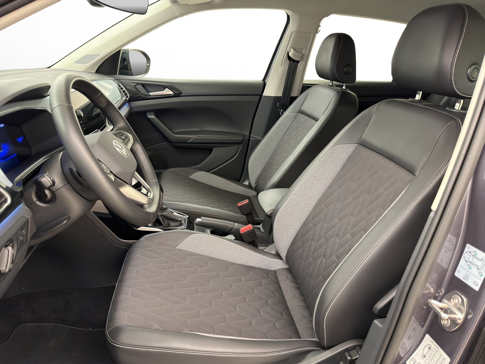 VW T-Cross 1.0 TSI 115 Goal DSG, Benzin, Occasion / Gebraucht, Automatik - 4