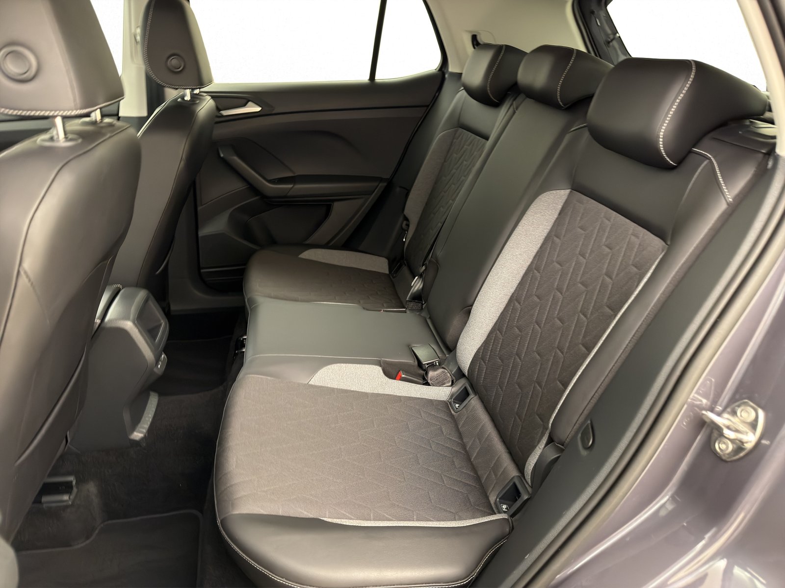 VW T-Cross 1.0 TSI 115 Goal DSG, Benzin, Occasion / Gebraucht, Automatik - 5