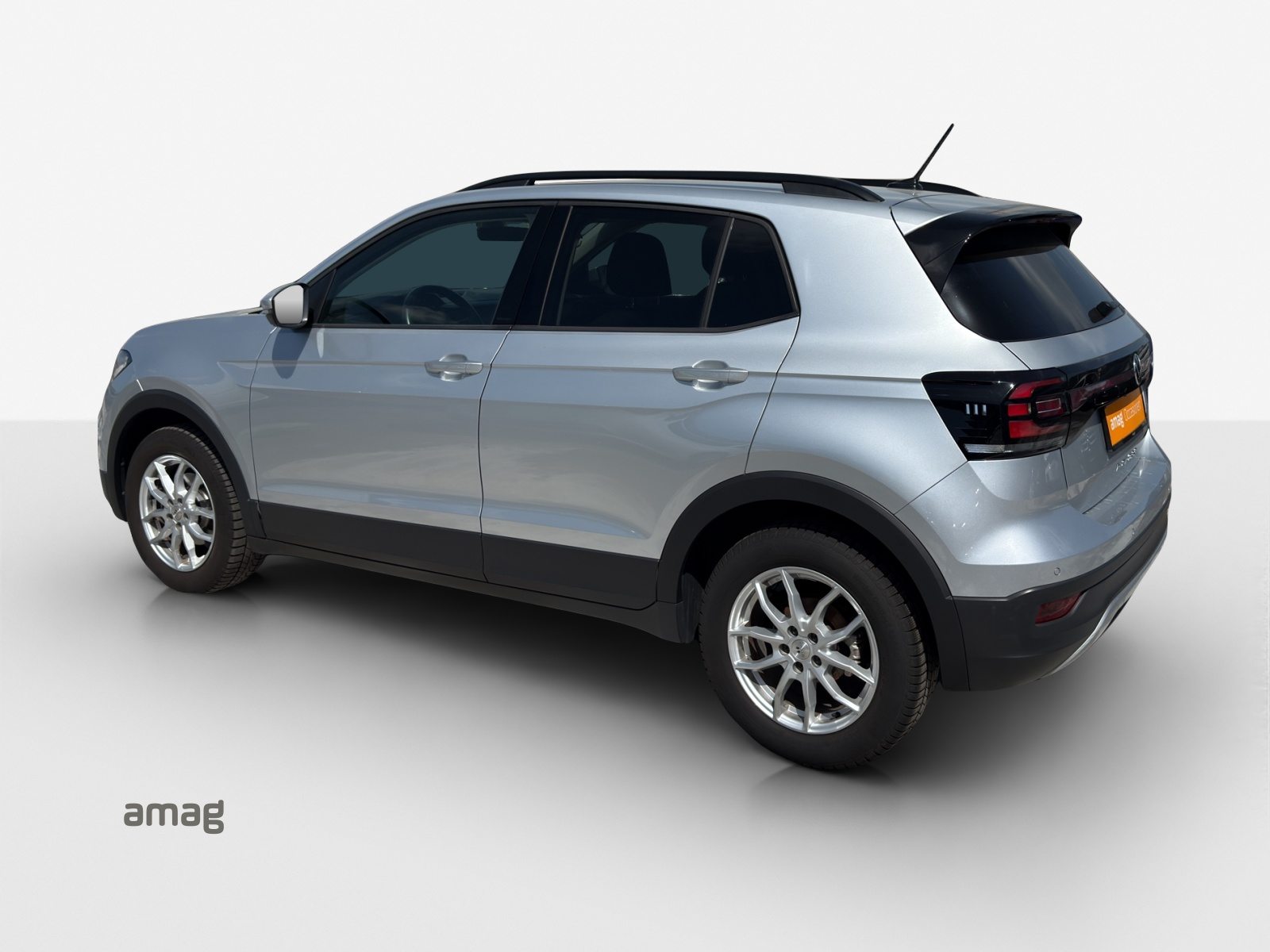 VW T-Cross Life, Petrol, Second hand / Used, Automatic - 3