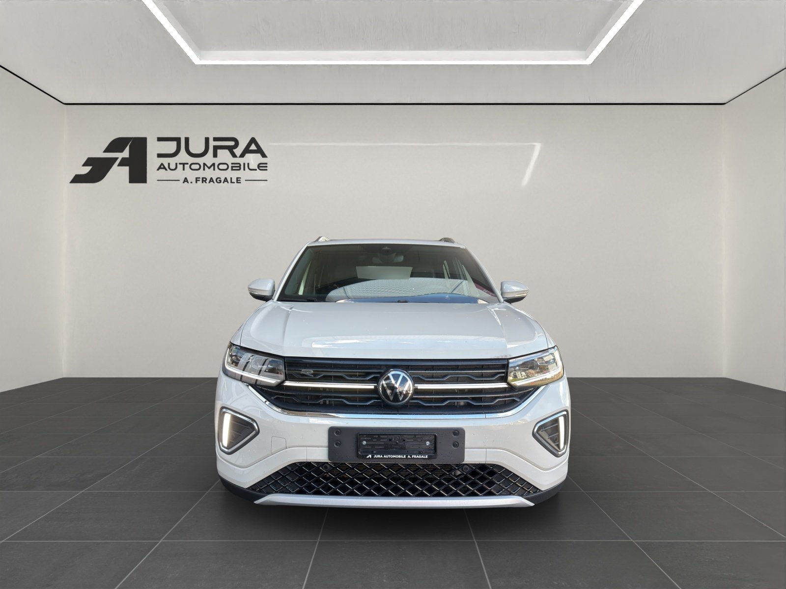 VW T-Cross 1.5 TSI R-Line DSG, Petrol, Second hand / Used, Automatic - 3