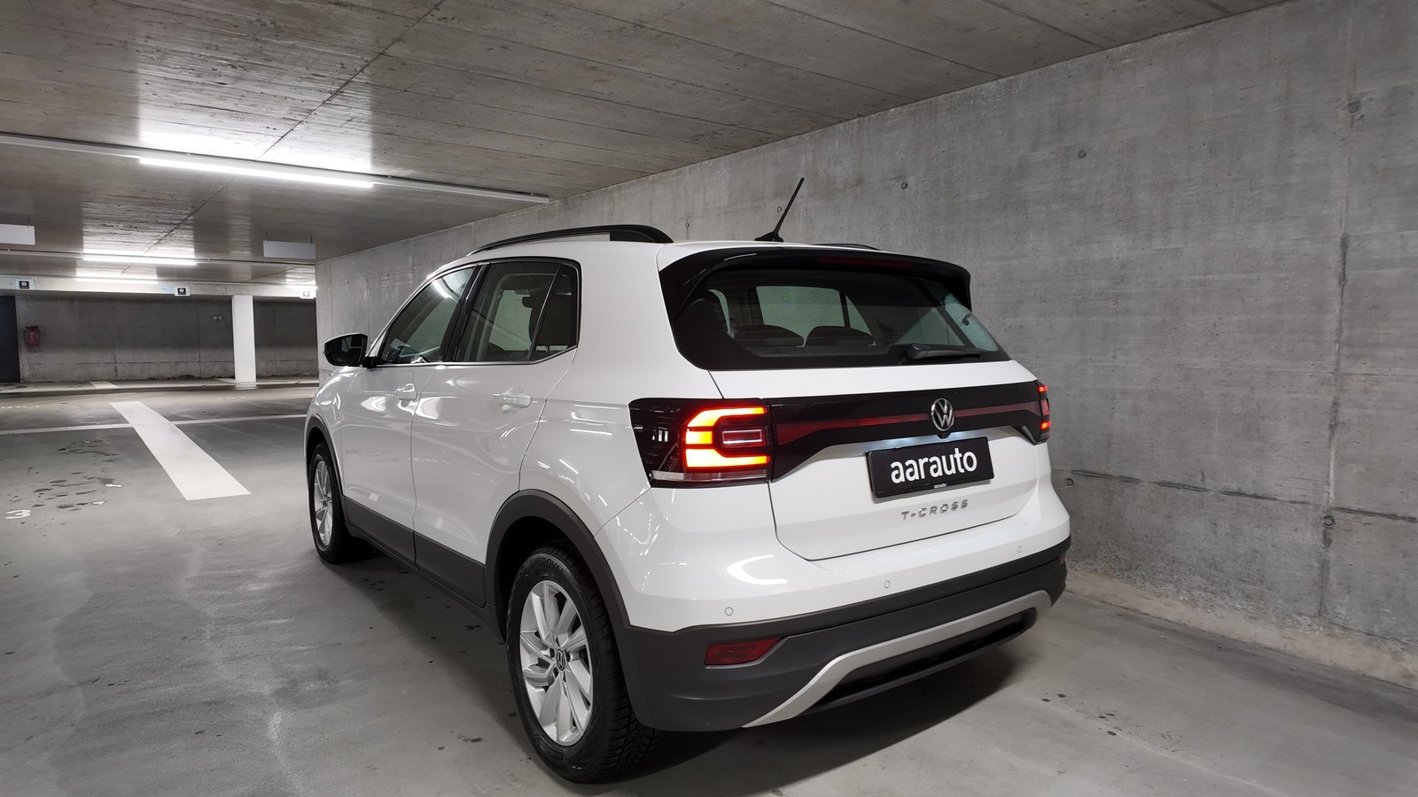 VW T-Cross 1.0 TSI Life, Petrol, Second hand / Used, Manual - 2