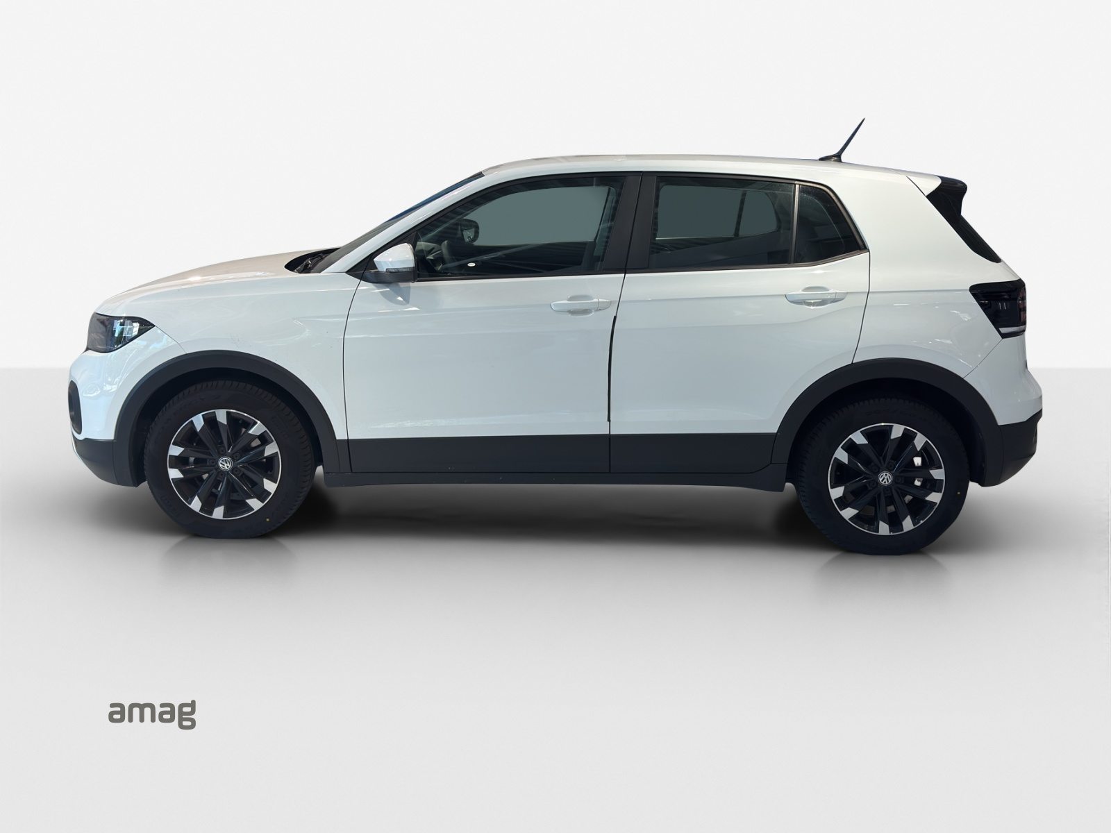 VW T-Cross Basis, Petrol, Second hand / Used, Manual - 2