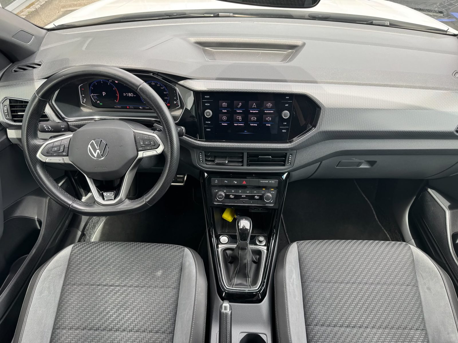 VW T-Cross Style, Petrol, Second hand / Used, Automatic - 7