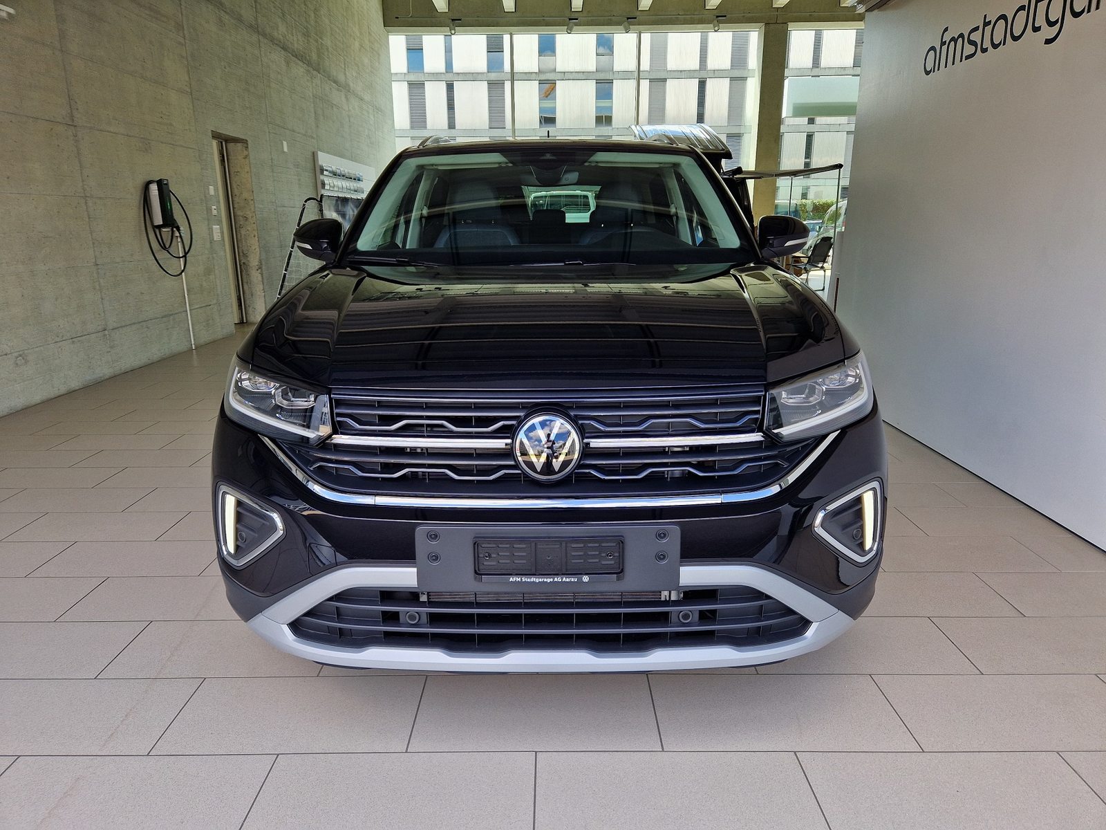 VW T-Cross Style, Petrol, Second hand / Used, Automatic - 2