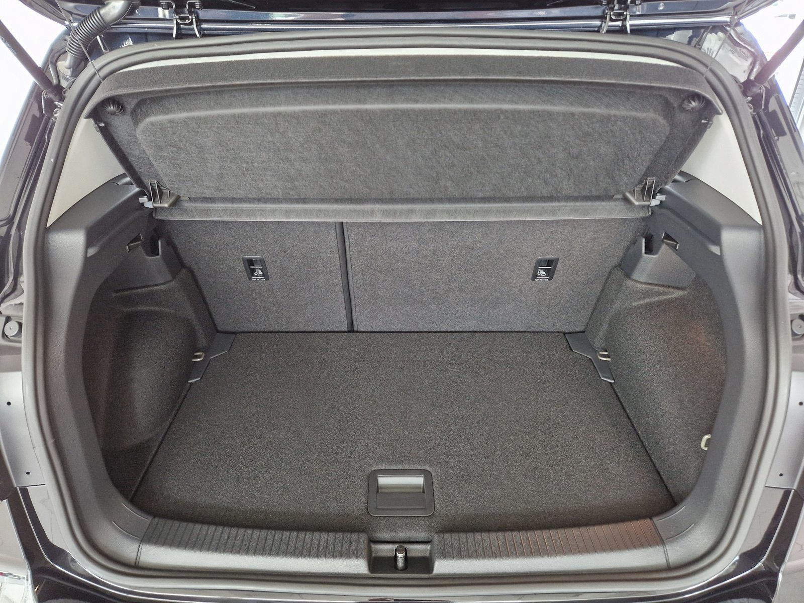 VW T-Cross Style, Petrol, Second hand / Used, Automatic - 6