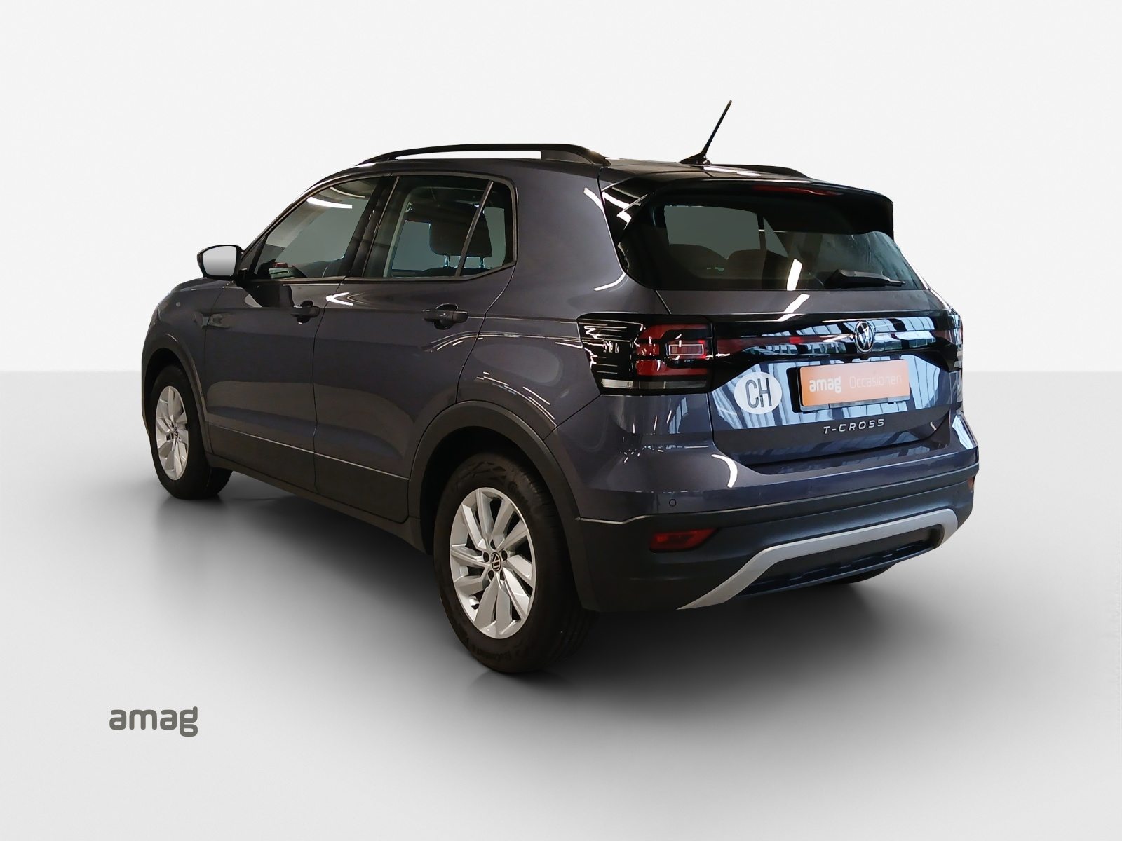 VW T-Cross Life, Petrol, Second hand / Used, Manual - 3