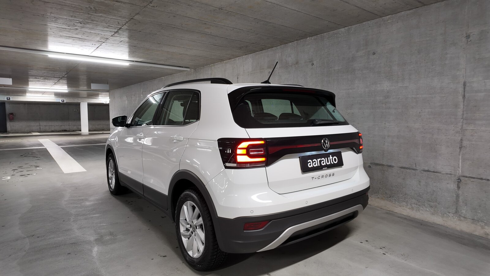 VW T-Cross 1.0 TSI Life, Petrol, Second hand / Used, Manual - 2