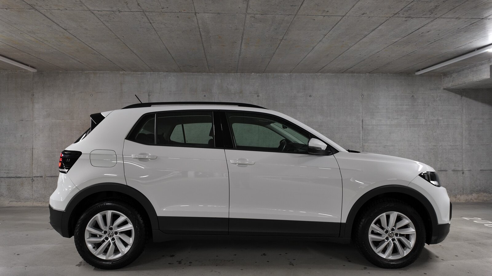 VW T-Cross 1.0 TSI Life, Petrol, Second hand / Used, Manual - 4