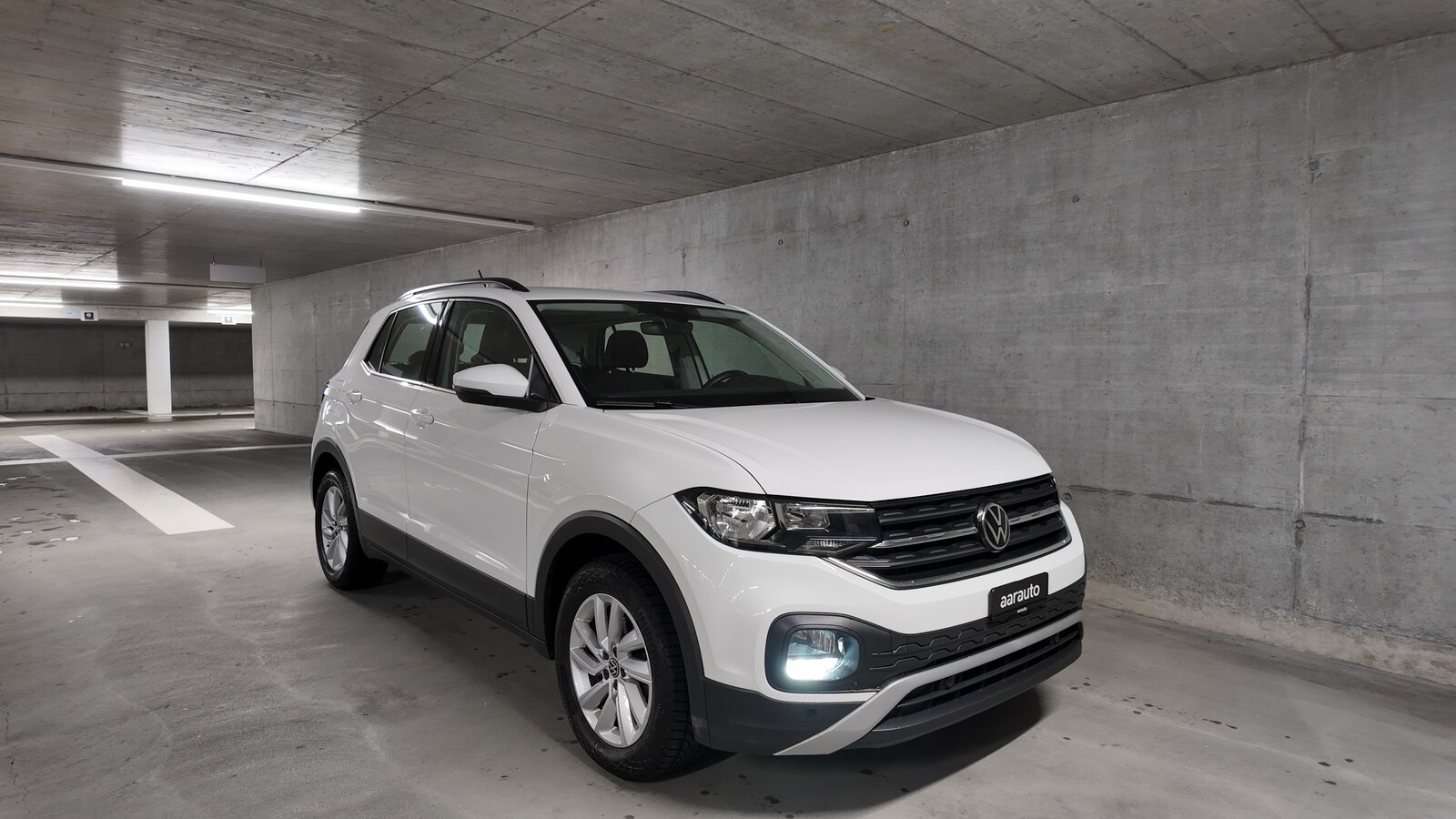 VW T-Cross 1.0 TSI Life, Petrol, Second hand / Used, Manual - 6
