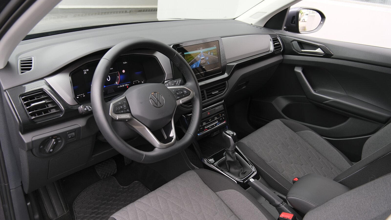 VW T-Cross 1.0 TSI EVO United DSG, Petrol, Second hand / Used, Automatic - 3