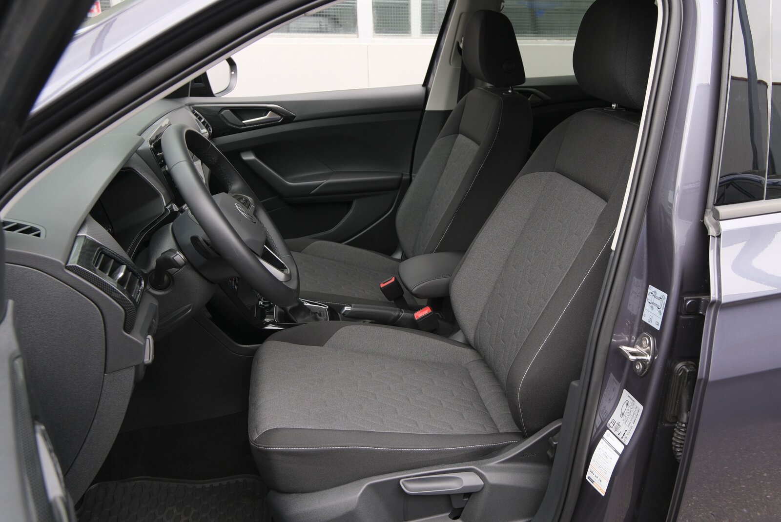 VW T-Cross 1.0 TSI EVO United DSG, Petrol, Second hand / Used, Automatic - 4