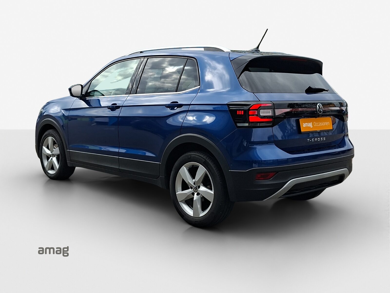 VW T-Cross Style, Petrol, Second hand / Used, Automatic - 3