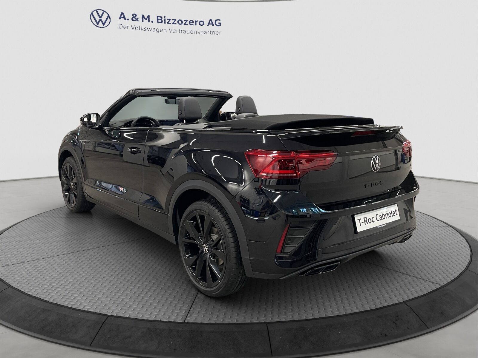 VW T-Roc Cabriolet R-Line, Petrol, New car, Automatic - 3