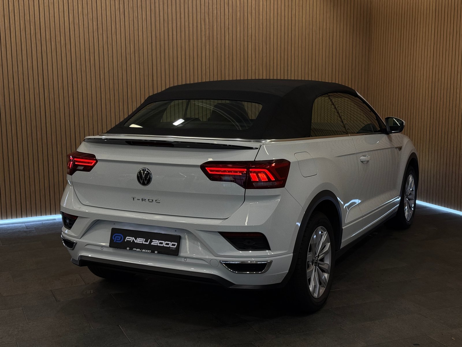 VW T-Roc Cabriolet 1.5 TSI EVO R-Line DSG, Essence, Occasion / Utilisé, Automatique - 3