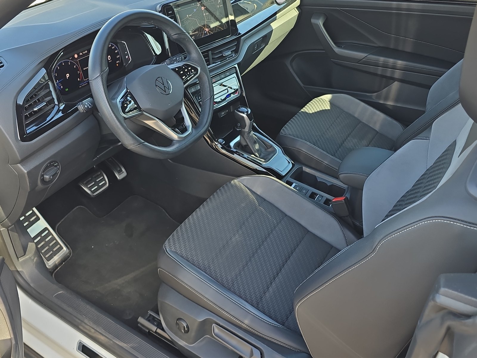 VW T-Roc Cabriolet 1.5 TSI R-Line DSG, Benzina, Occasioni / Usate, Automatico - 7
