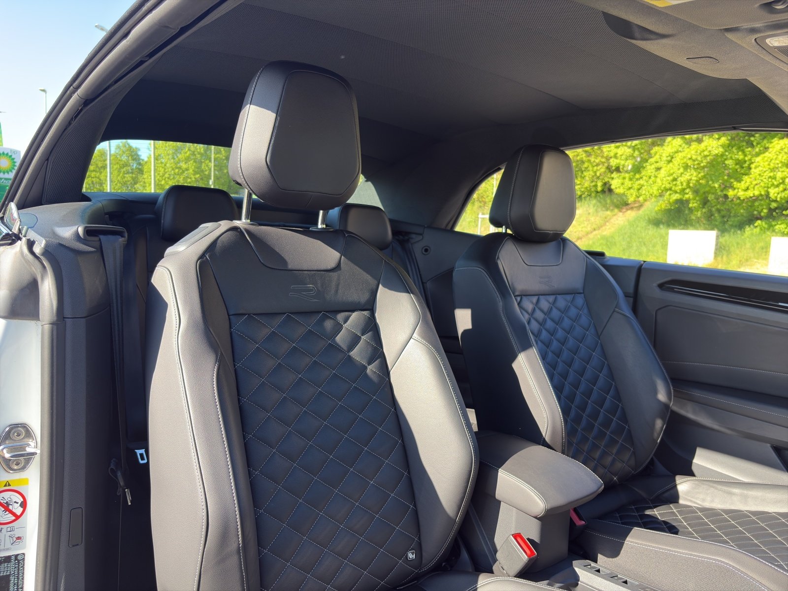 VW T-Roc Cabriolet 1.5 TSI R-Line DSG, Benzin, Occasion / Gebraucht, Automatik - 7