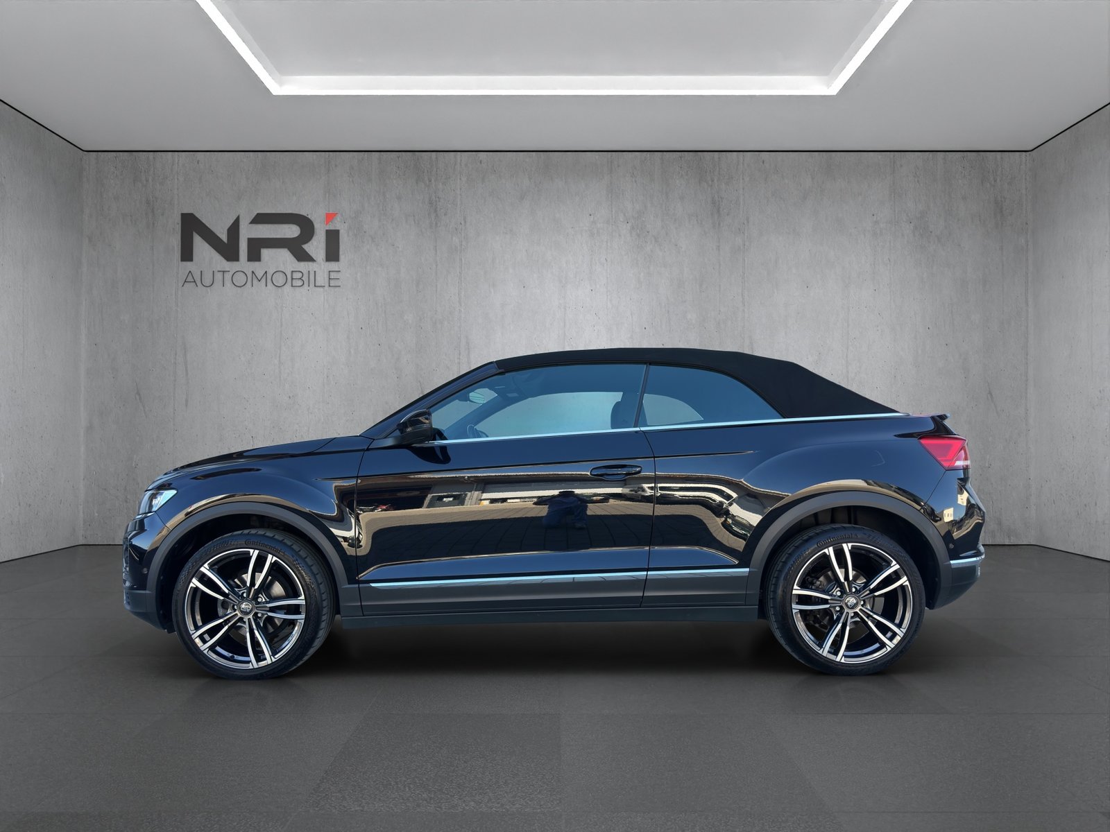 VW T-Roc Cabriolet 1.5 TSI Advance DSG, Petrol, Second hand / Used, Automatic - 3