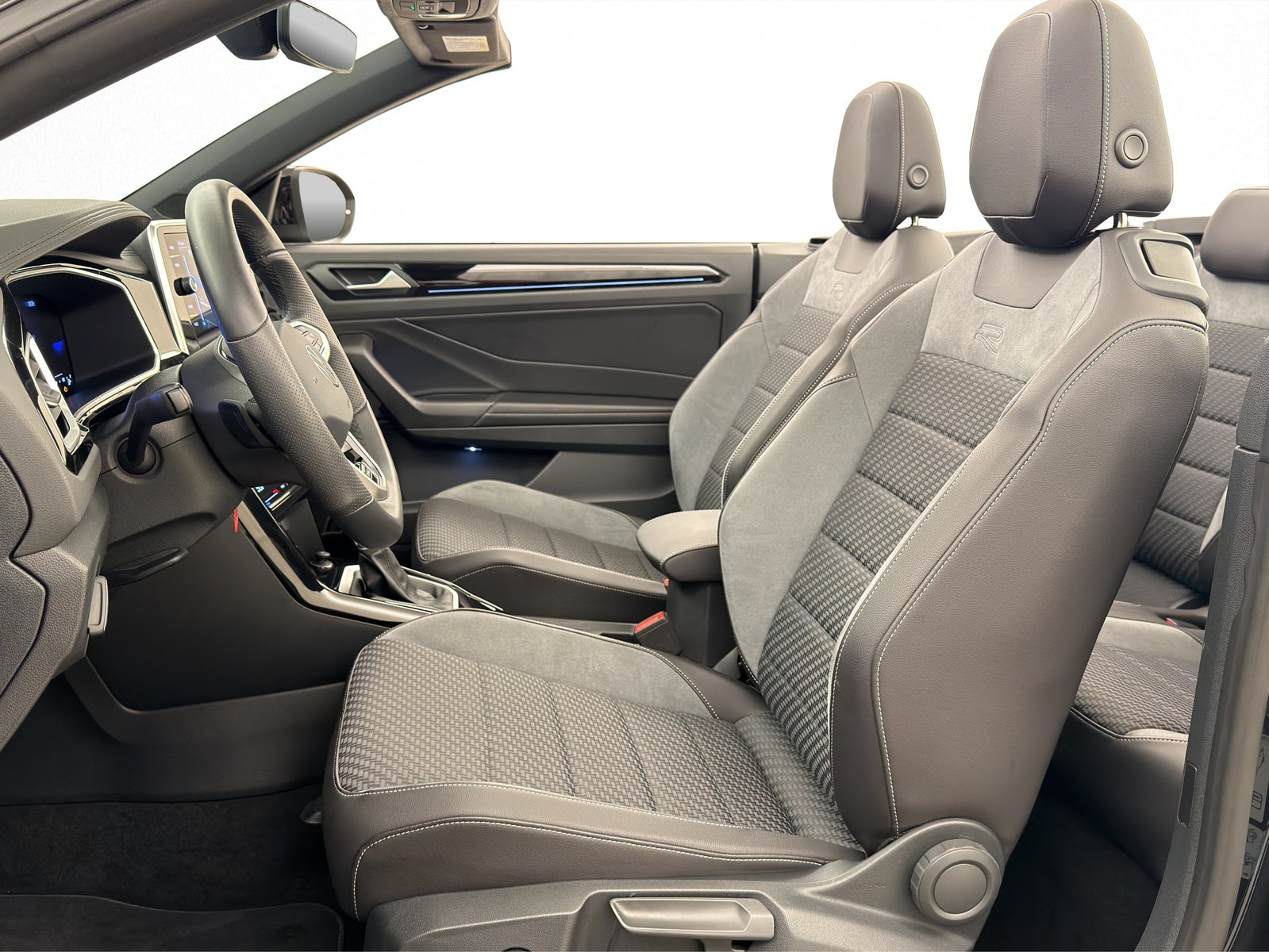 VW T-Roc Cabriolet 1.5 TSI R-Line, Benzin, Occasion / Gebraucht, Automatik - 6