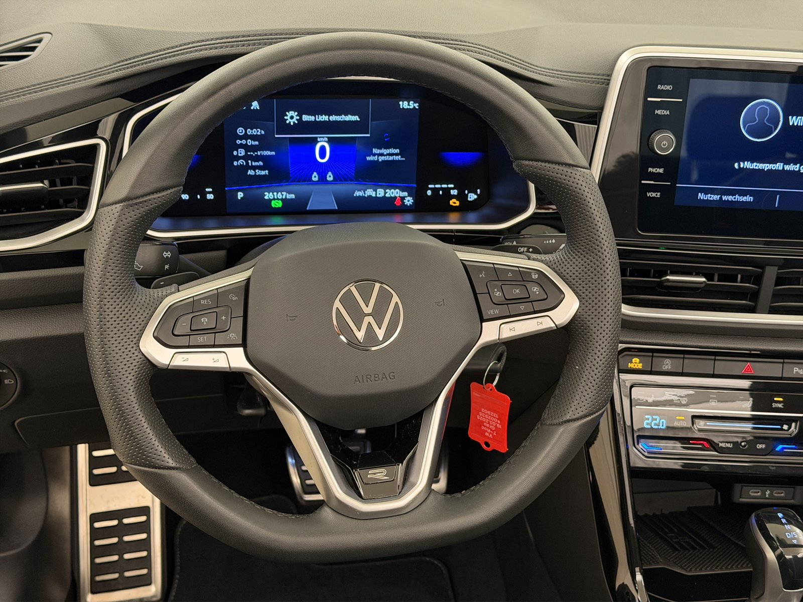 VW T-Roc Cabriolet 1.5 TSI R-Line, Benzin, Occasion / Gebraucht, Automatik - 7