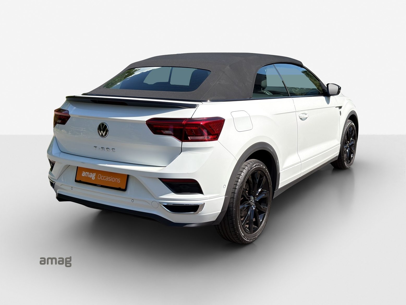 VW T-Roc Cabriolet R-Line "Black & White", Petrol, Second hand / Used, Automatic - 5