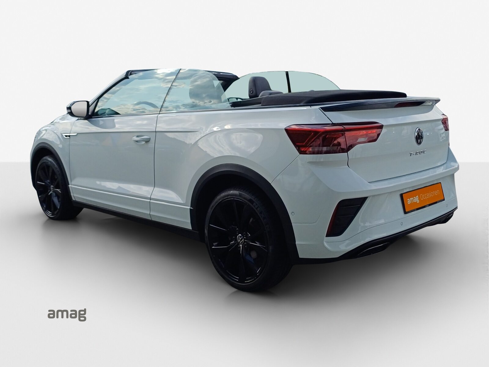 VW T-Roc Cabriolet R-Line, Petrol, Second hand / Used, Automatic - 3