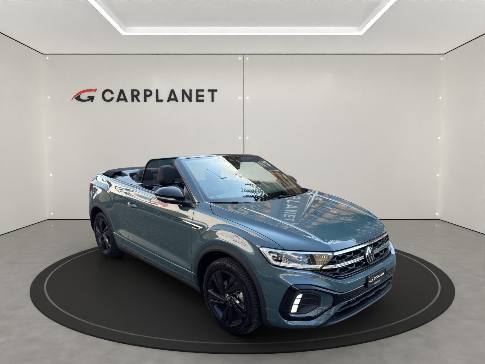 VW T-Roc Cabriolet 1.5 TSI R-Line DSG *Cabrio*, Petrol, Second hand / Used, Automatic - 2