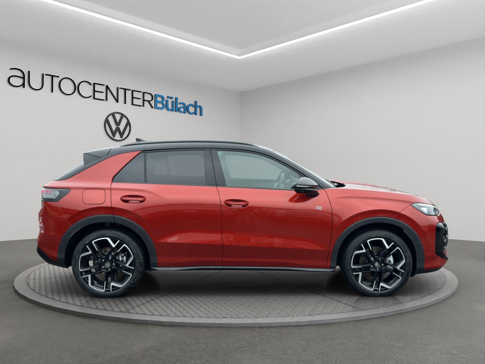 VW T-Roc 1.5 eTSI mHEV R-Line DSG, Petrol, New car, Automatic - 4