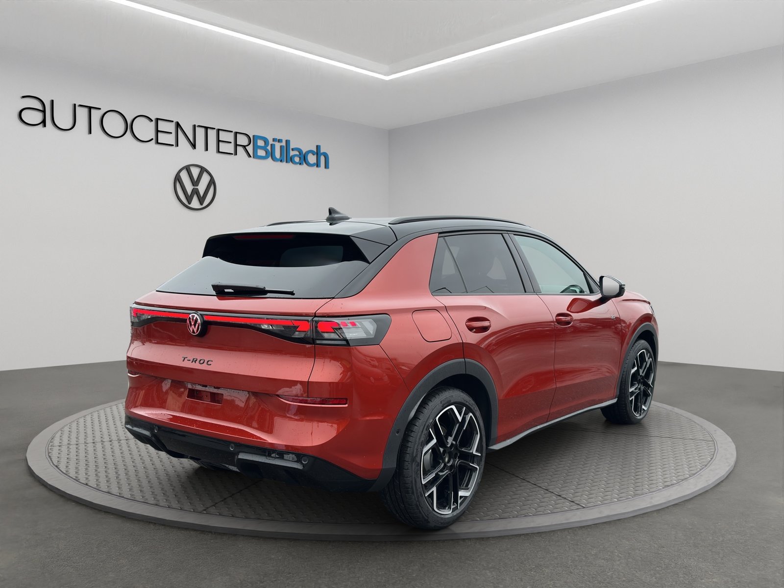 VW T-Roc 1.5 eTSI mHEV R-Line DSG, Petrol, New car, Automatic - 5