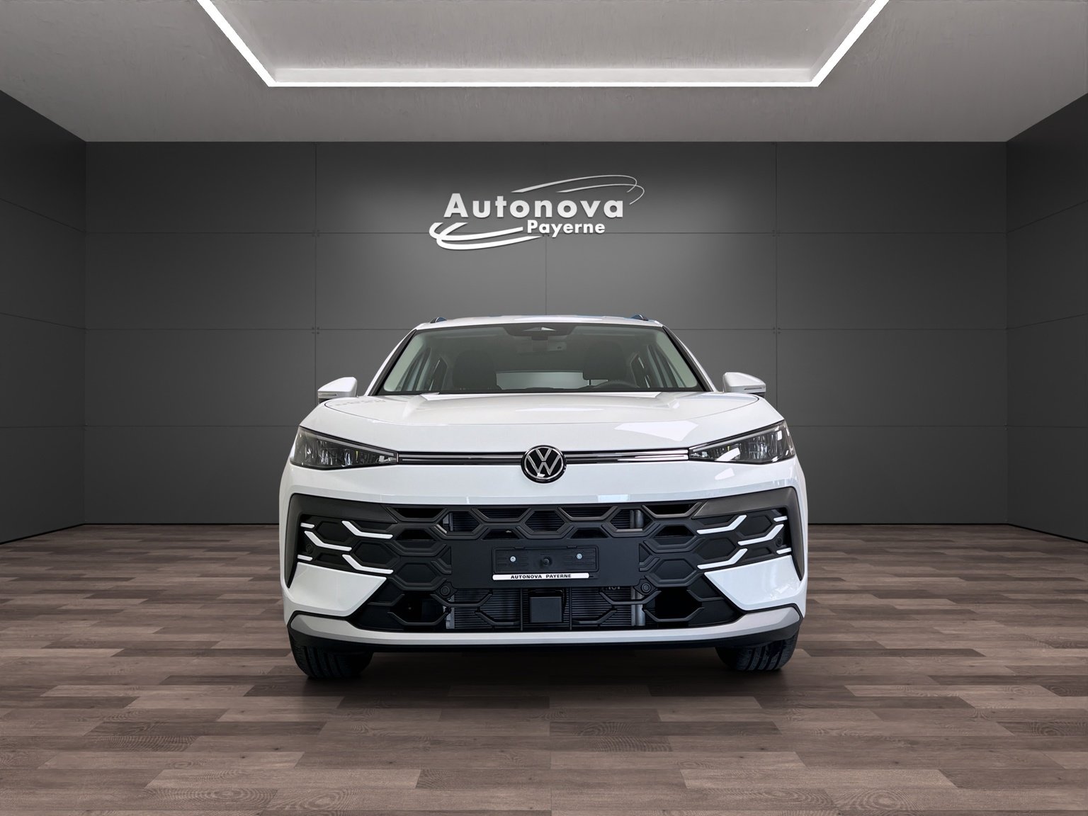 VW T-Roc 1.5 eTSI mHEV Trend DSG, Benzin, Neuwagen, Automatik - 2
