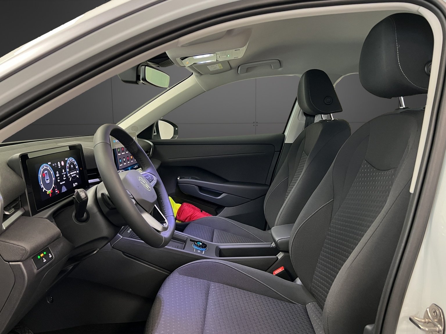 VW T-Roc 1.5 eTSI mHEV Trend DSG, Benzin, Neuwagen, Automatik - 6