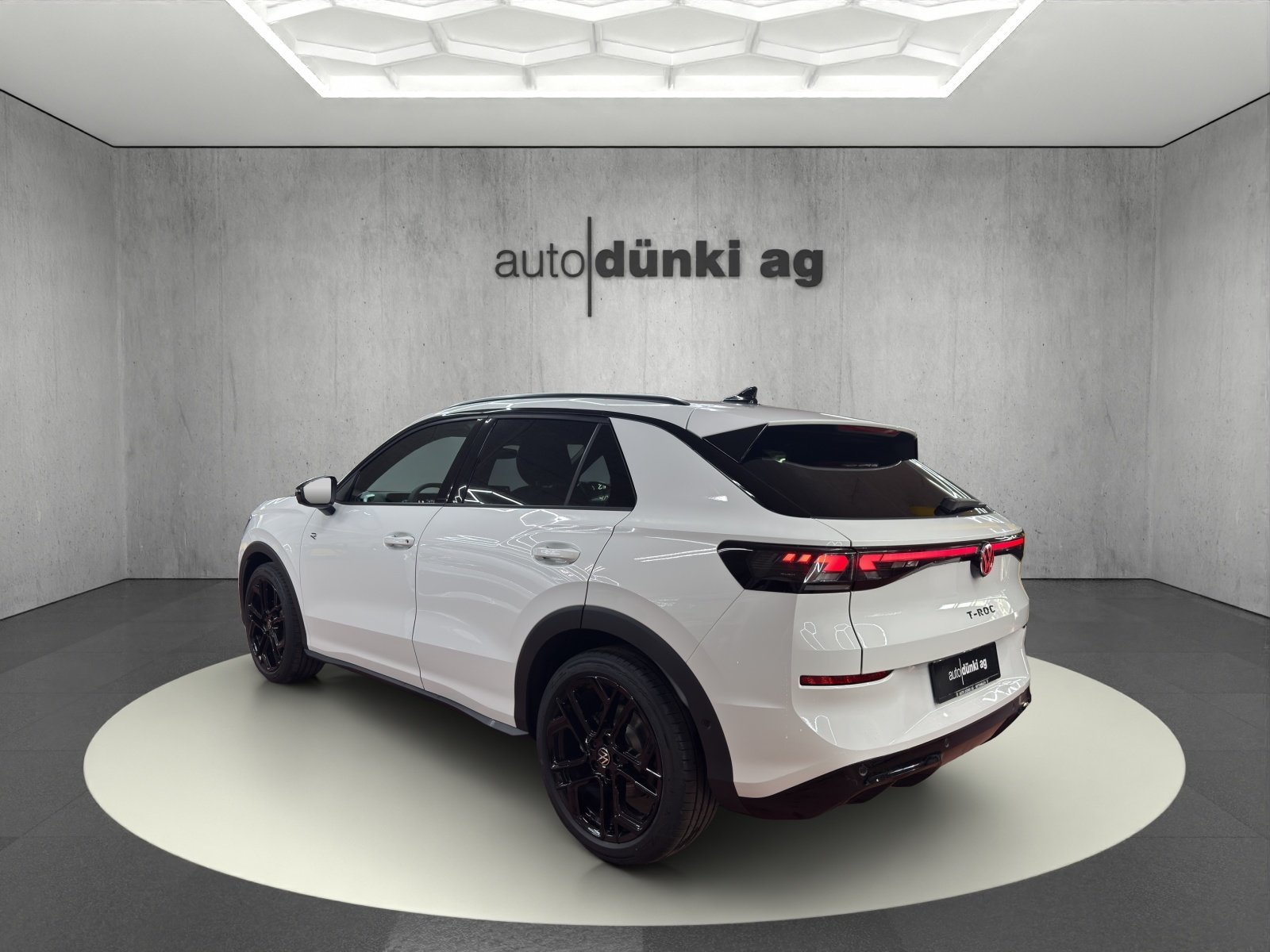 VW T-Roc 1.5 eTSI mHEV R-Line DSG, Essence, Voiture nouvelle, Automatique - 3