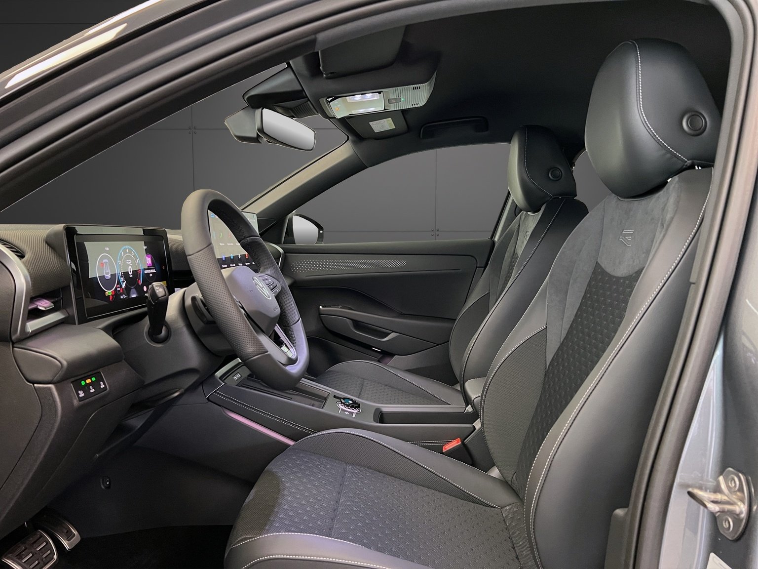 VW T-Roc 1.5 eTSI mHEV R-Line DSG, Essence, Voiture nouvelle, Automatique - 6