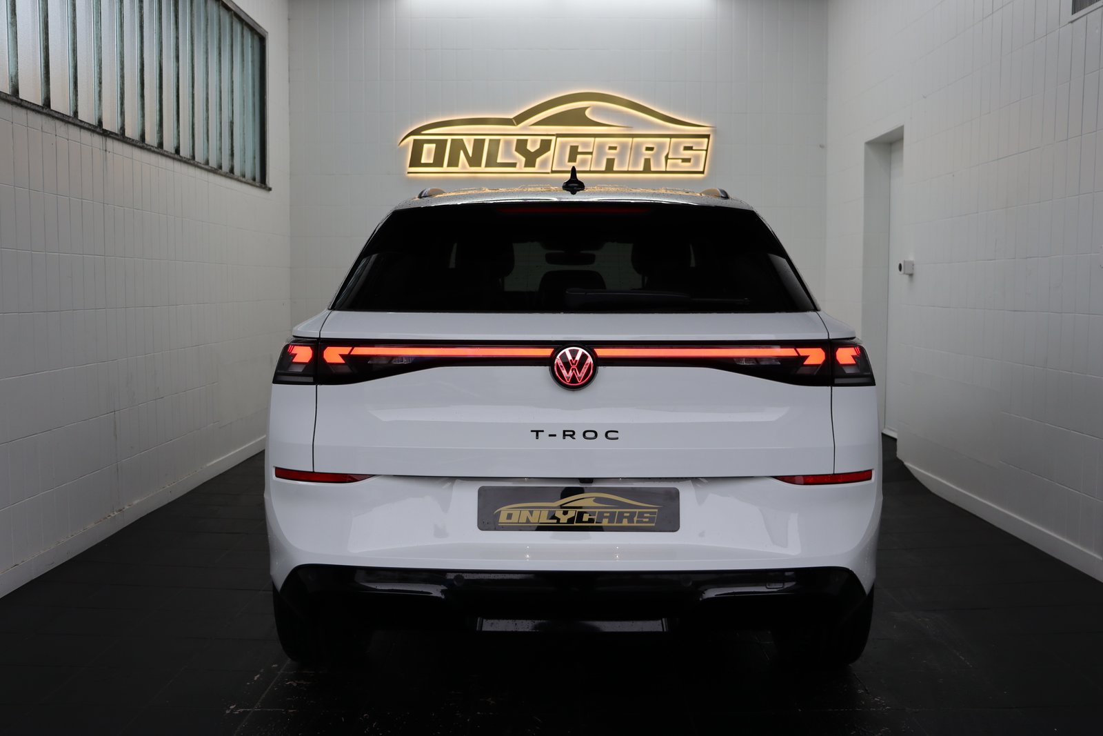 VW T-Roc 1.5 eTSI mHEV R-Line DSG, Petrol, New car, Automatic - 7