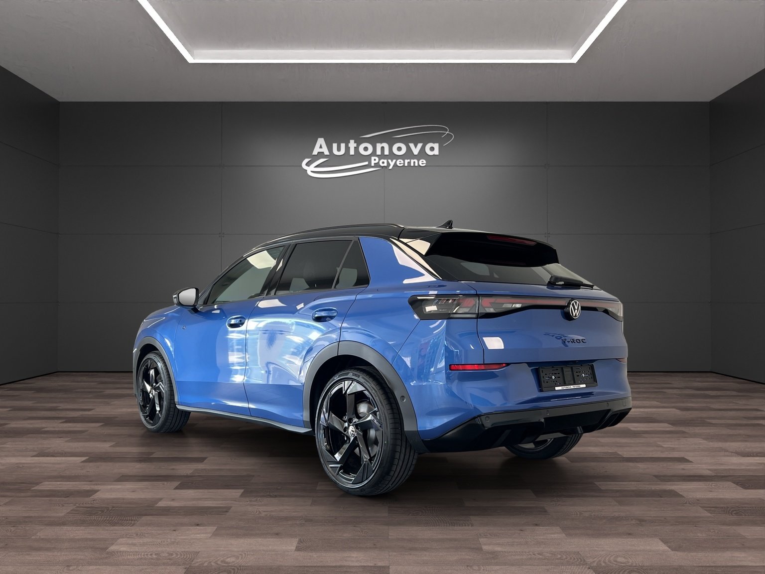 VW T-Roc 1.5 eTSI mHEV R-Line DSG, Petrol, New car, Automatic - 4