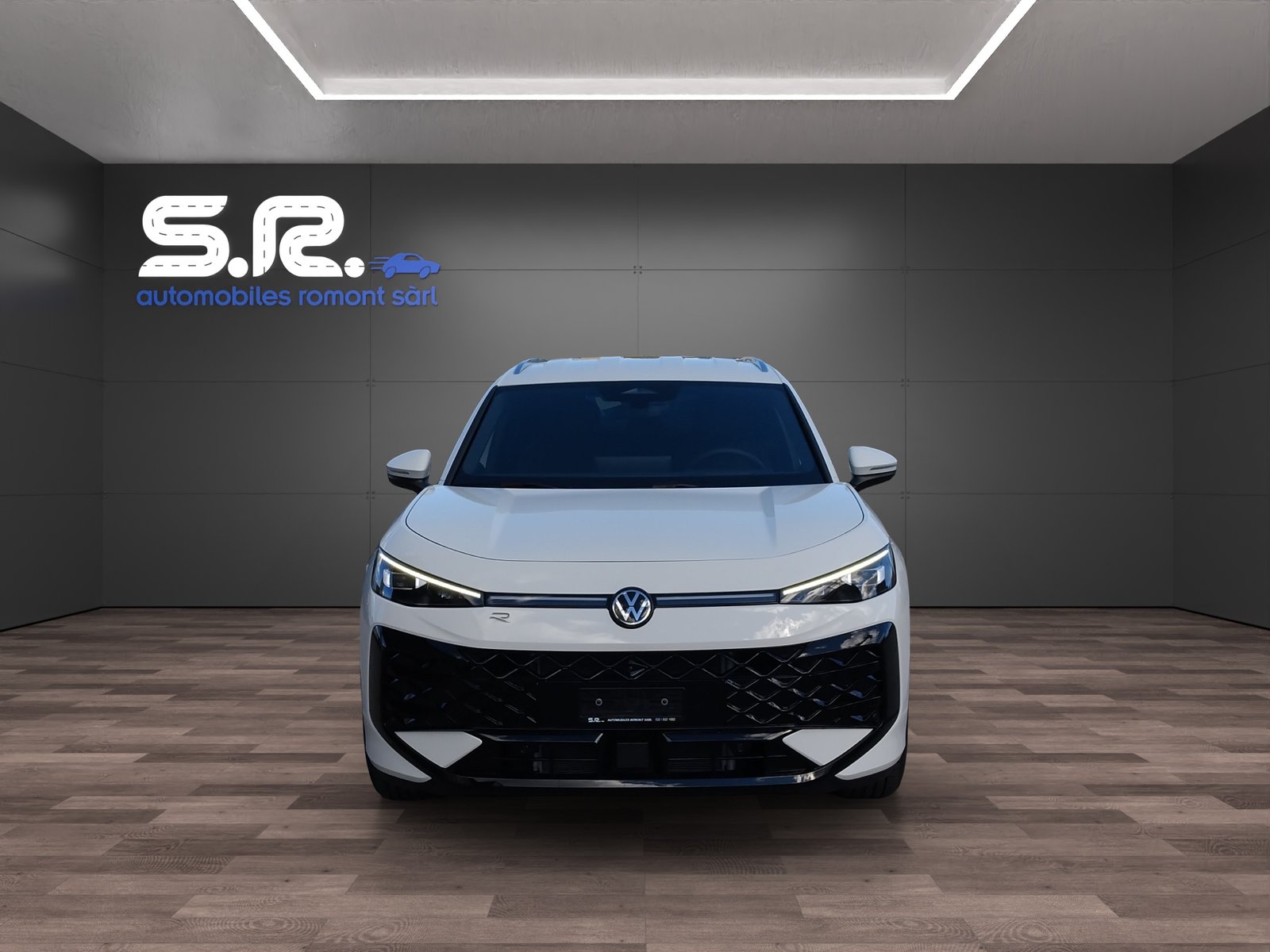 VW T-Roc 1.5 eTSI mHEV R-Line DSG, Petrol, New car, Automatic - 2
