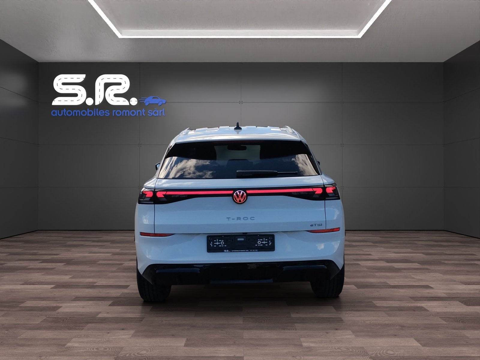 VW T-Roc 1.5 eTSI mHEV R-Line DSG, Petrol, New car, Automatic - 6