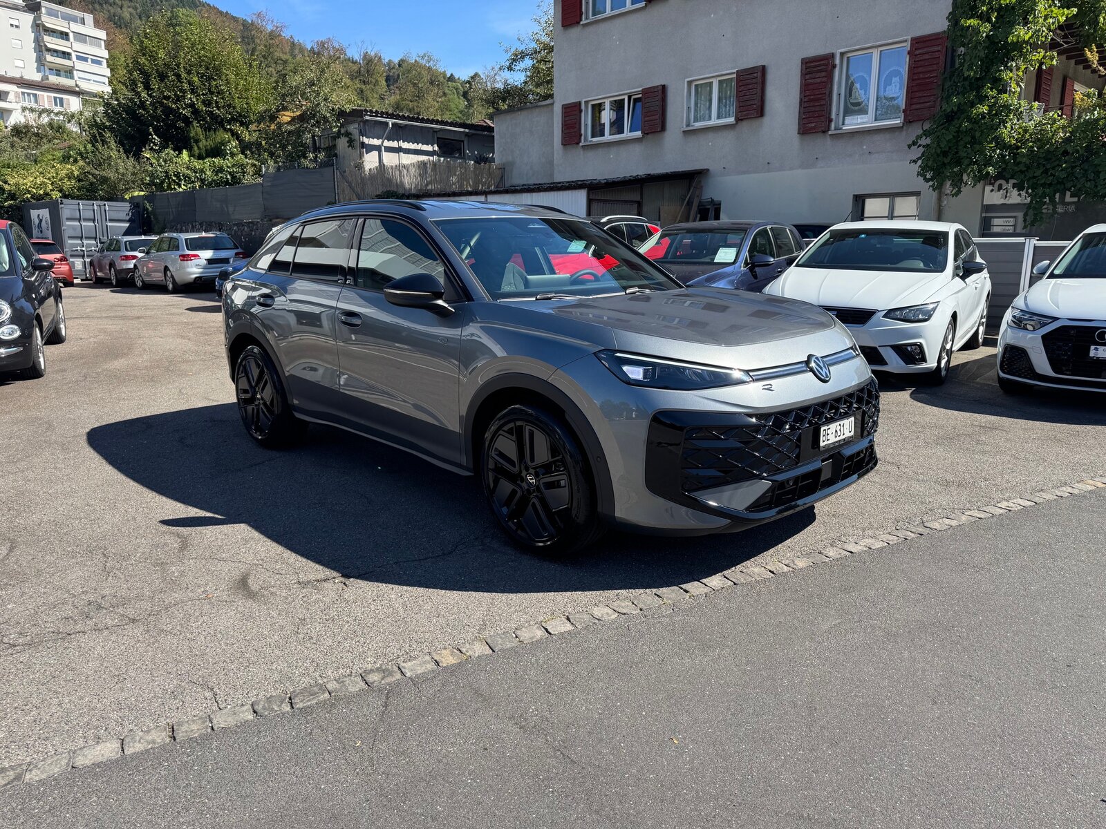 VW T-Roc 1.5 eTSI mHEV R-Line DSG, Benzin, Neuwagen, Automatik - 4