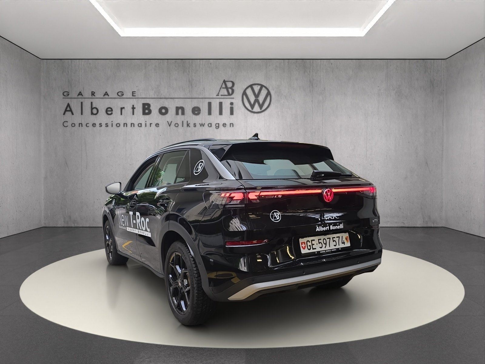 VW T-Roc 1.5 eTSI mHEV Life DSG, Benzin, Occasion / Gebraucht, Automatik - 2