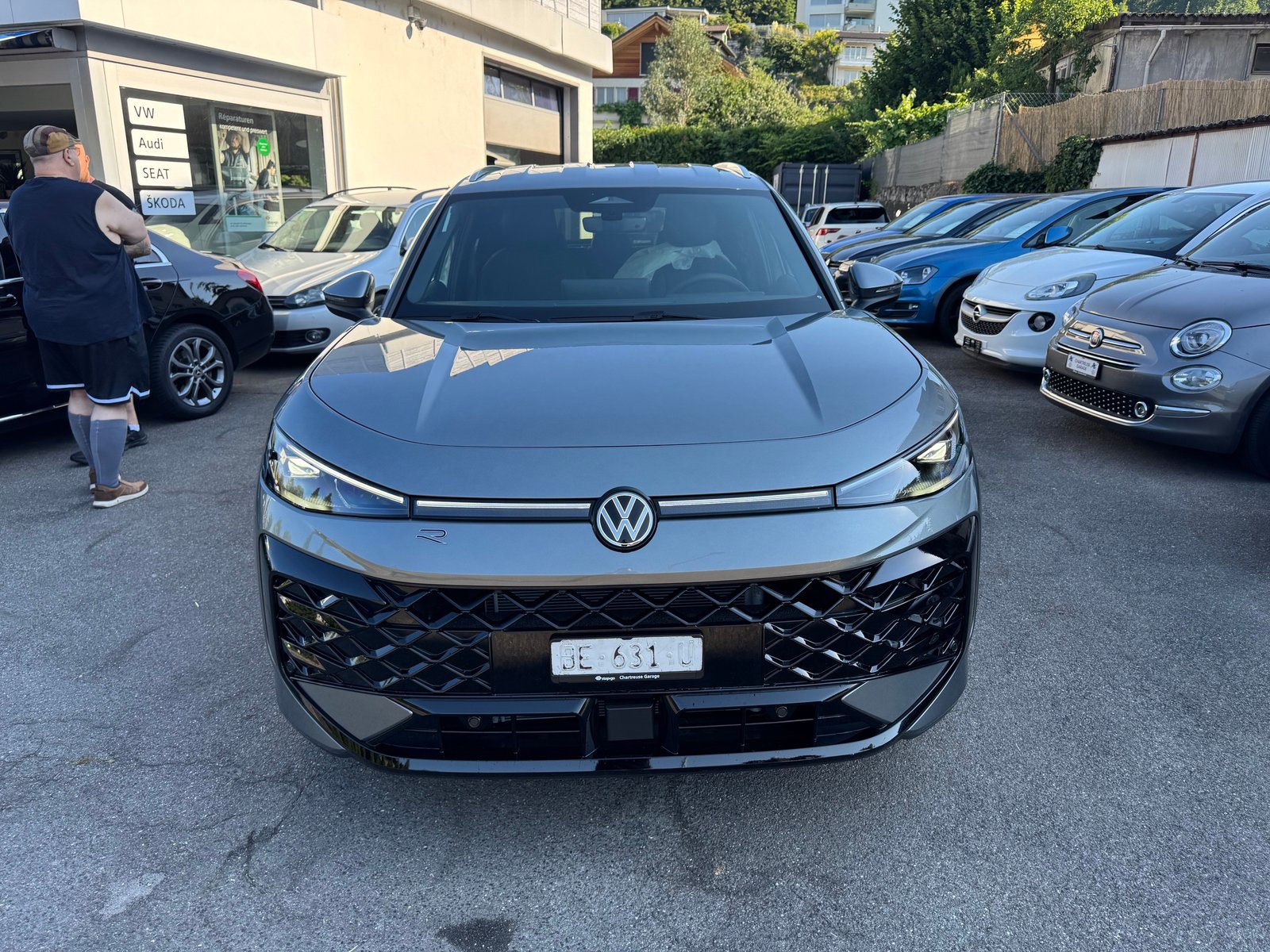 VW T-Roc 1.5 eTSI mHEV R-Line DSG, Petrol, Second hand / Used, Automatic - 3