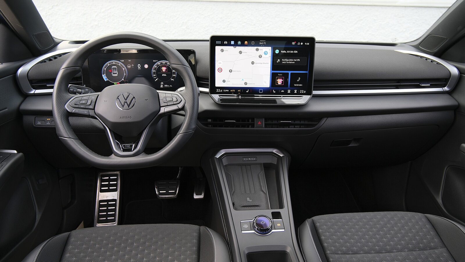 VW T-Roc 1.5 eTSI mHEV R-Line DSG, Petrol, Second hand / Used, Automatic - 6