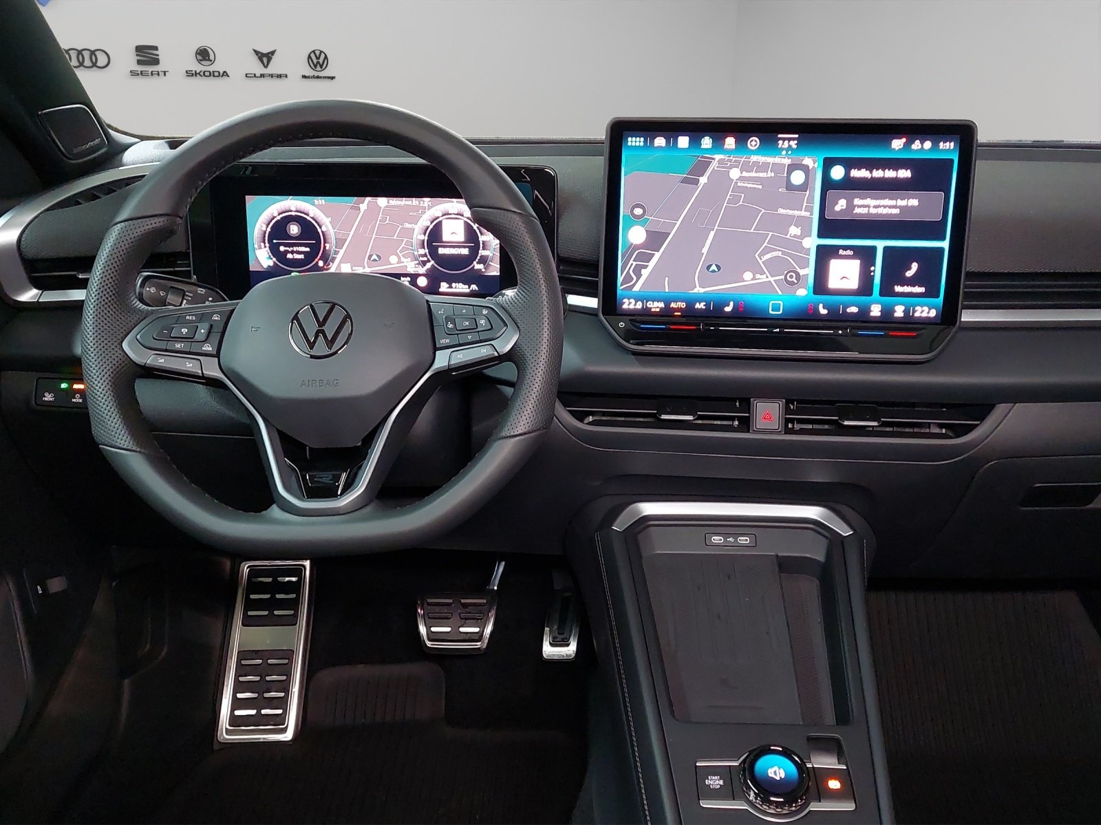 VW T-Roc 1.5 eTSI mHEV R-Line DSG, Benzin, Vorführwagen, Automatik - 7