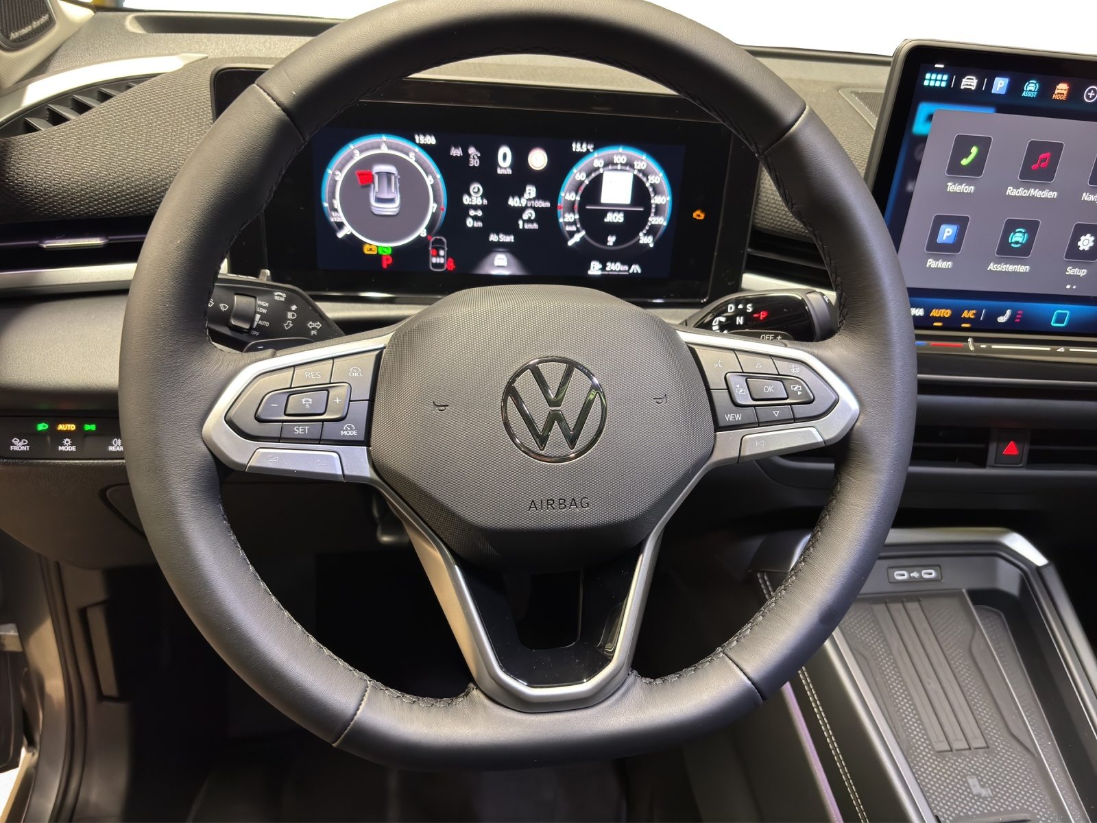 VW T-Roc NF Style, Benzina, Auto nuove, Automatico - 7