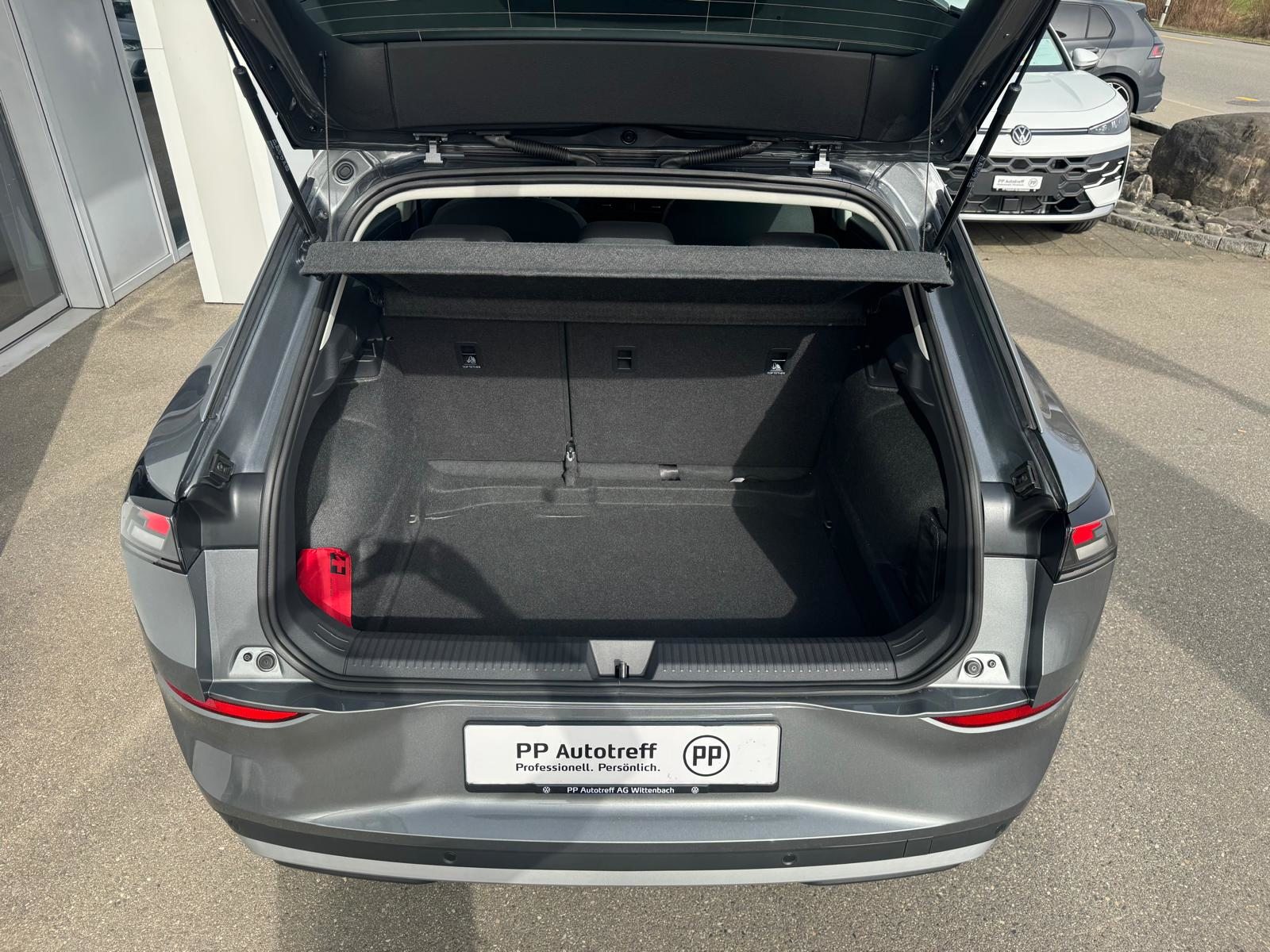 VW T-Roc NF Trend, Benzina, Auto nuove, Automatico - 5