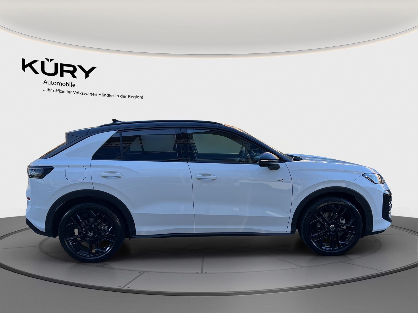 VW T-Roc NF R-Line, Petrol, New car, Automatic - 4